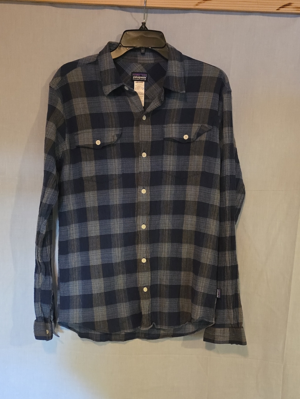 Patagonia Blue and Gray Plaid Casual Button-Up Shirt